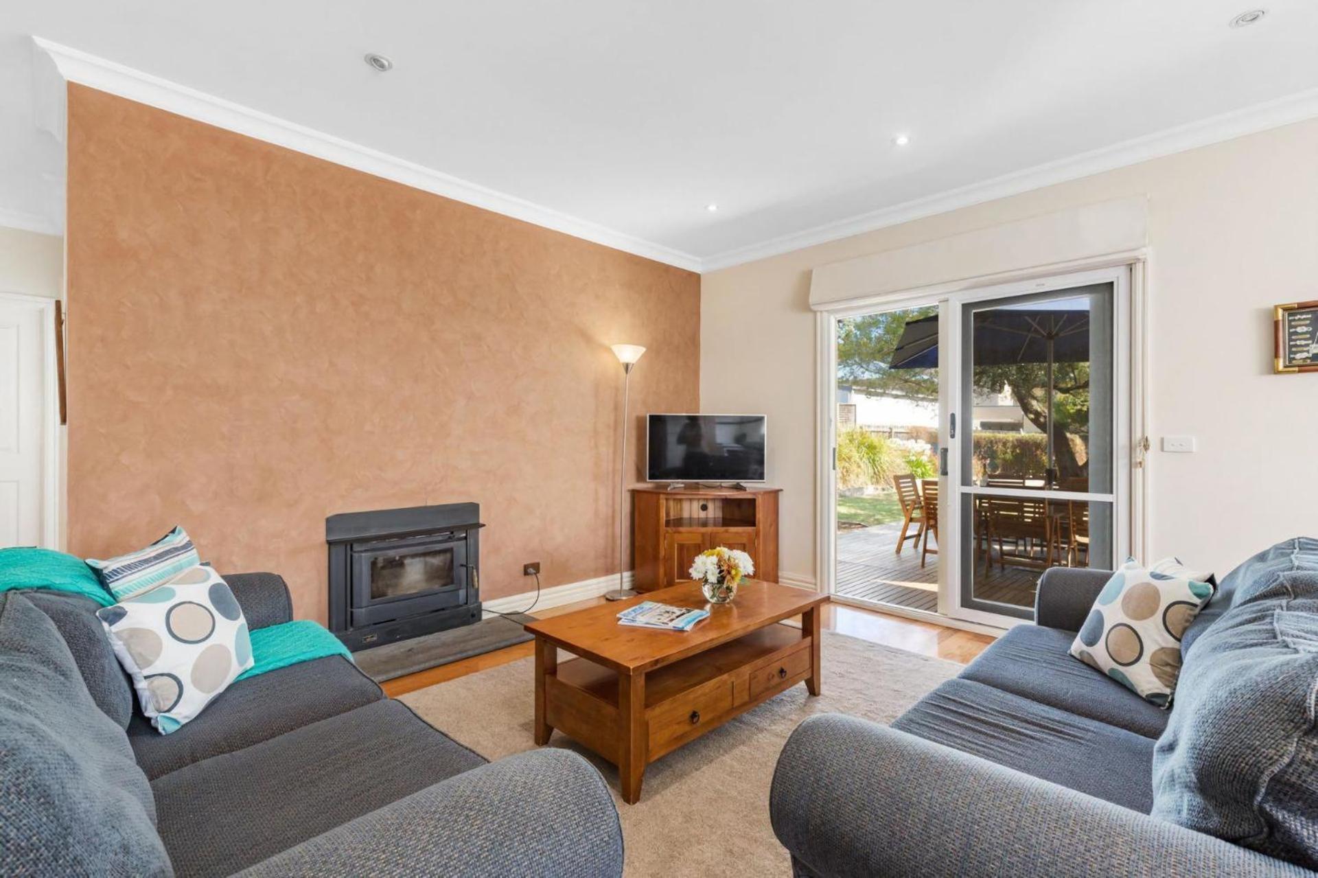 Tranquility In Cowes Villa Exterior photo